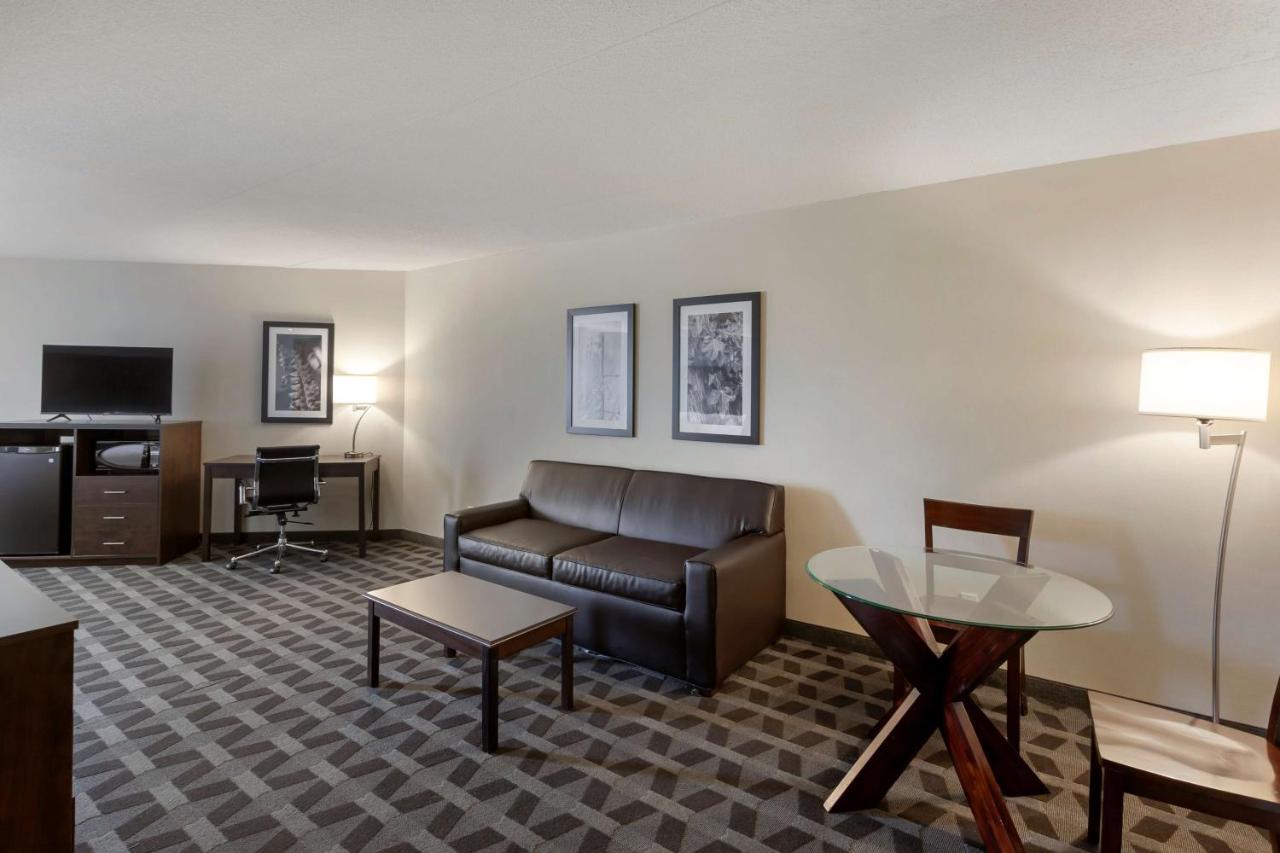 Best Western Plus Leamington Hotel & Conference Centre Εξωτερικό φωτογραφία